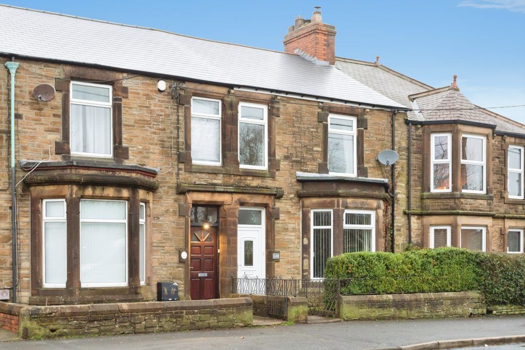 Property photo 2 of 23