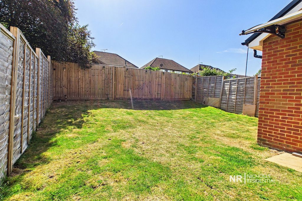 Property photo 2 of 15 Garden