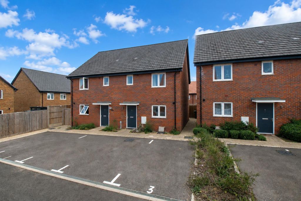 Property photo 1 of 12 Clavell Front.Png
