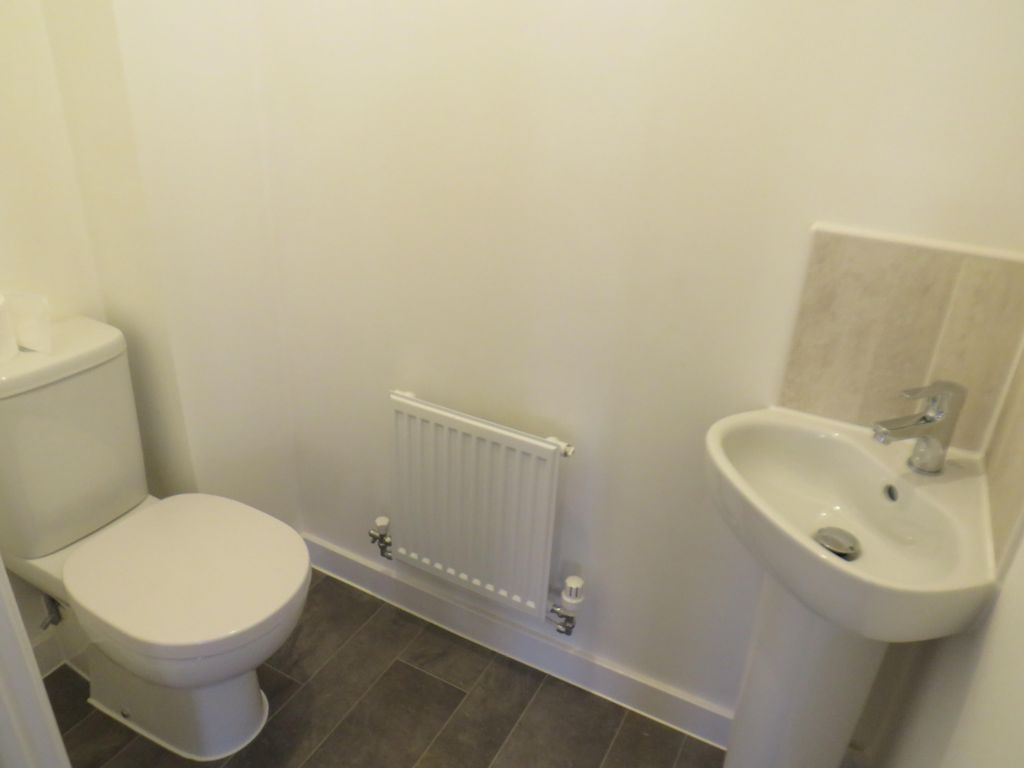 Property photo 2 of 6 Cloakroom/wc