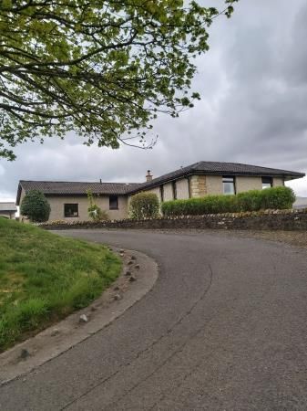 Property photo 2 of 32