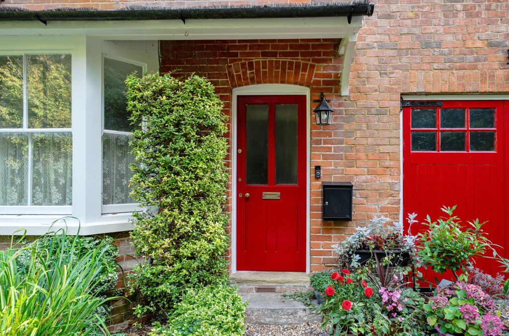 Property photo 3 of 14 1525780-1-1A0F84B...