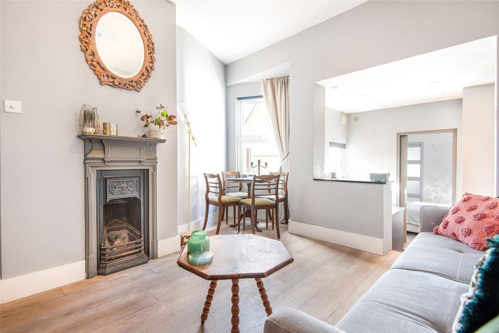 Property photo 2 of 11 Reception Room