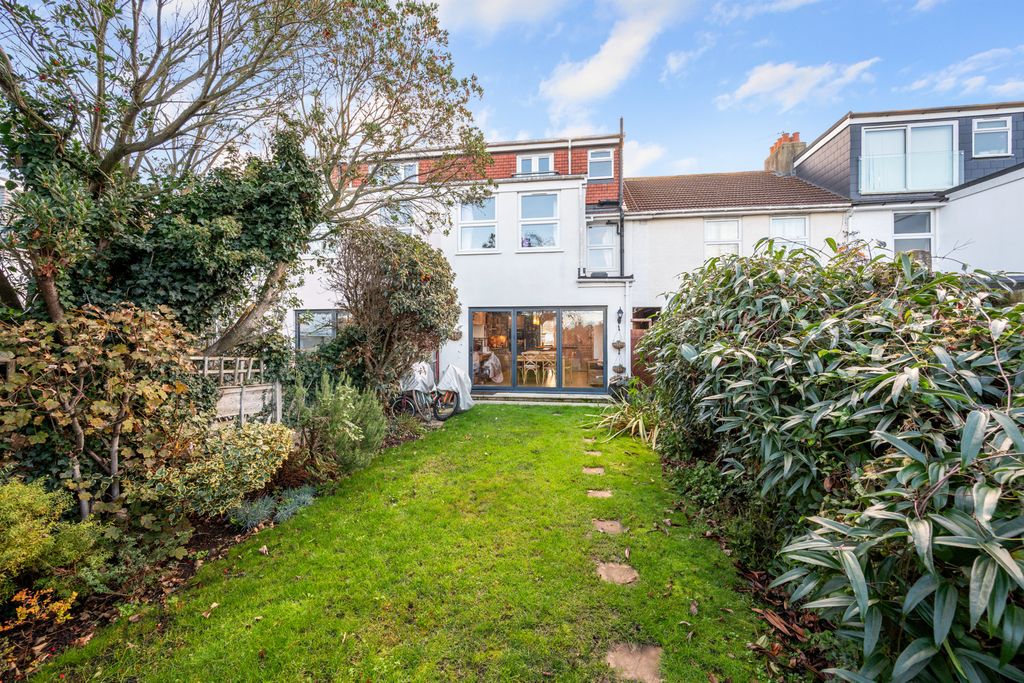 Additional image 16 of 4 bed terraced house for saleCannon Hill Lane, London SW20