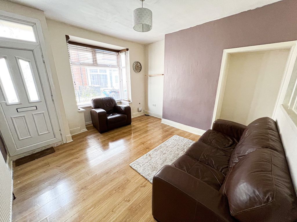 Property photo 2 of 11 Living Room