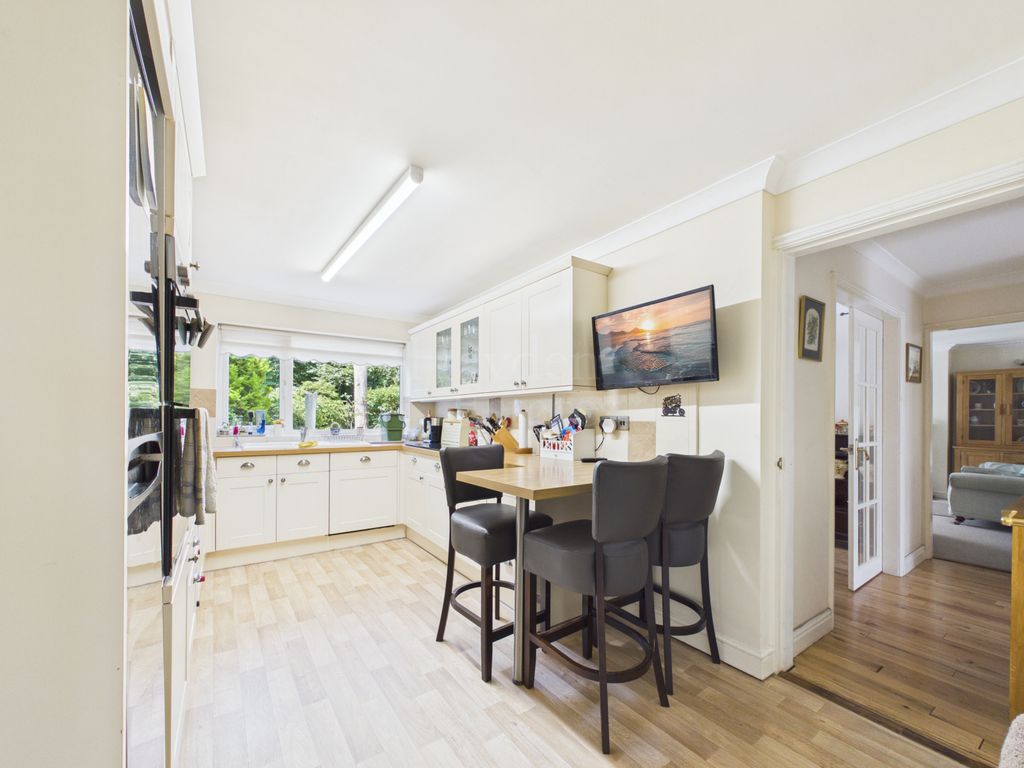 Property photo 3 of 13 Gallery