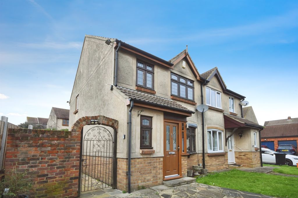 Property photo 1 of 20