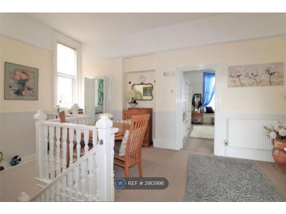 Property photo 2 of 8 Landing Hall