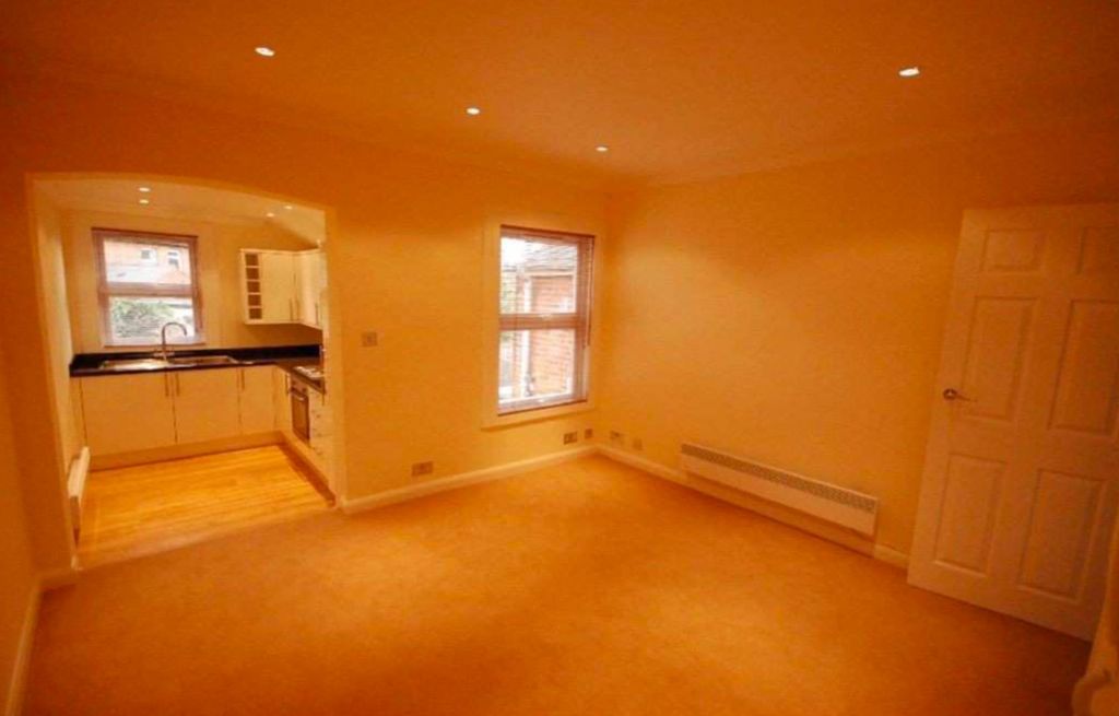 Property photo 1 of 4 Lounge.Png