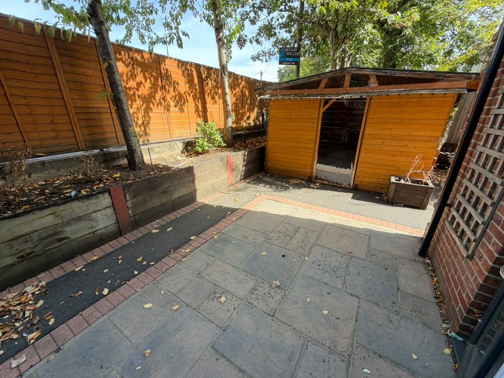 Property photo 3 of 6 49074B52-Da20-4E01-810c-87Aef78B2dc7