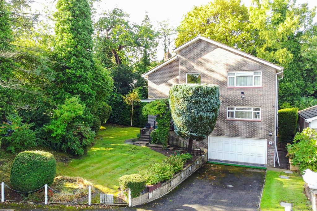 Property photo 1 of 17 4479510