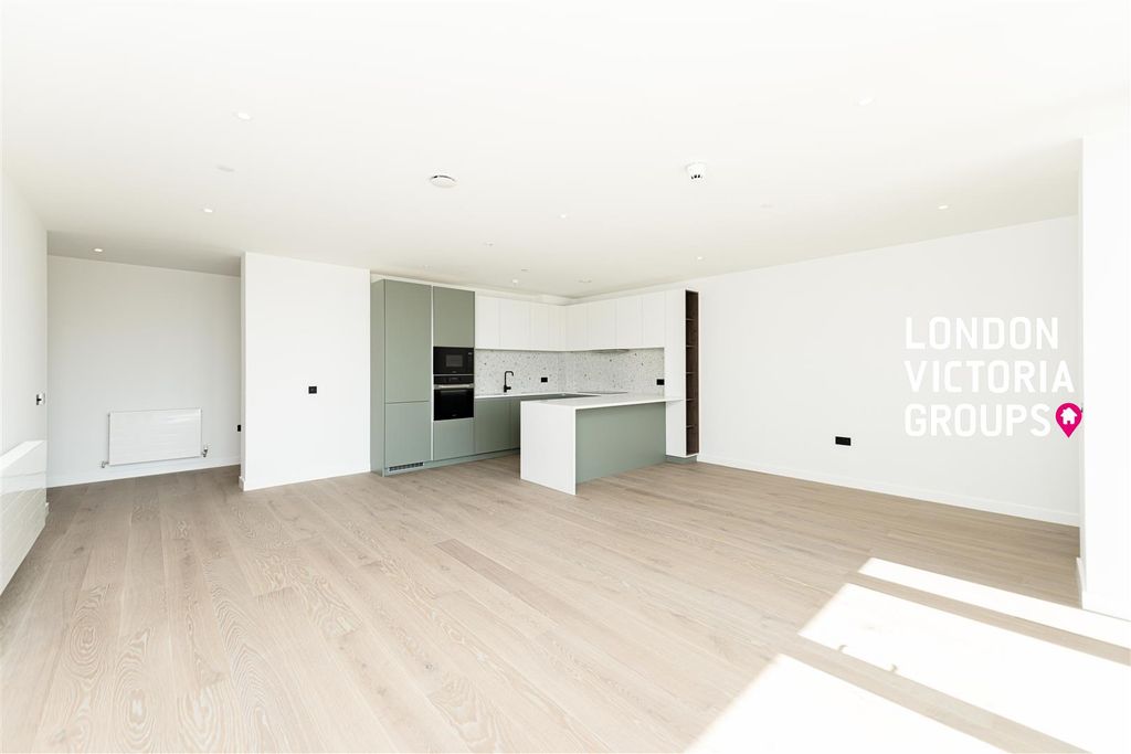 Property photo 1 of 37 1-13501.Jpg