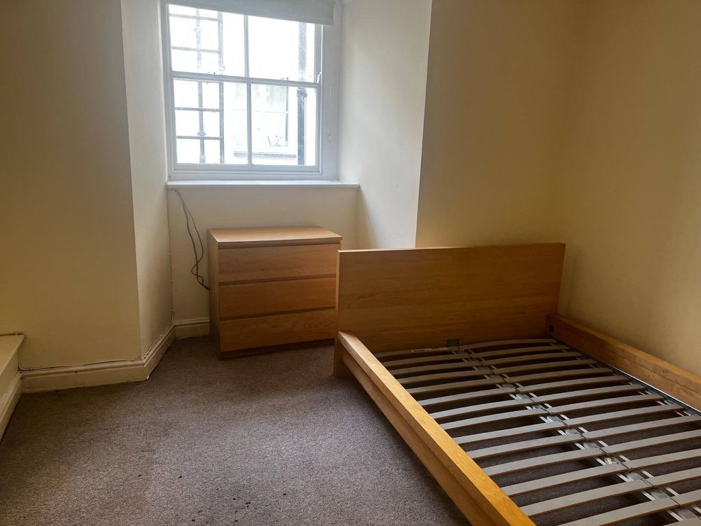 Property photo 3 of 5 Gallery