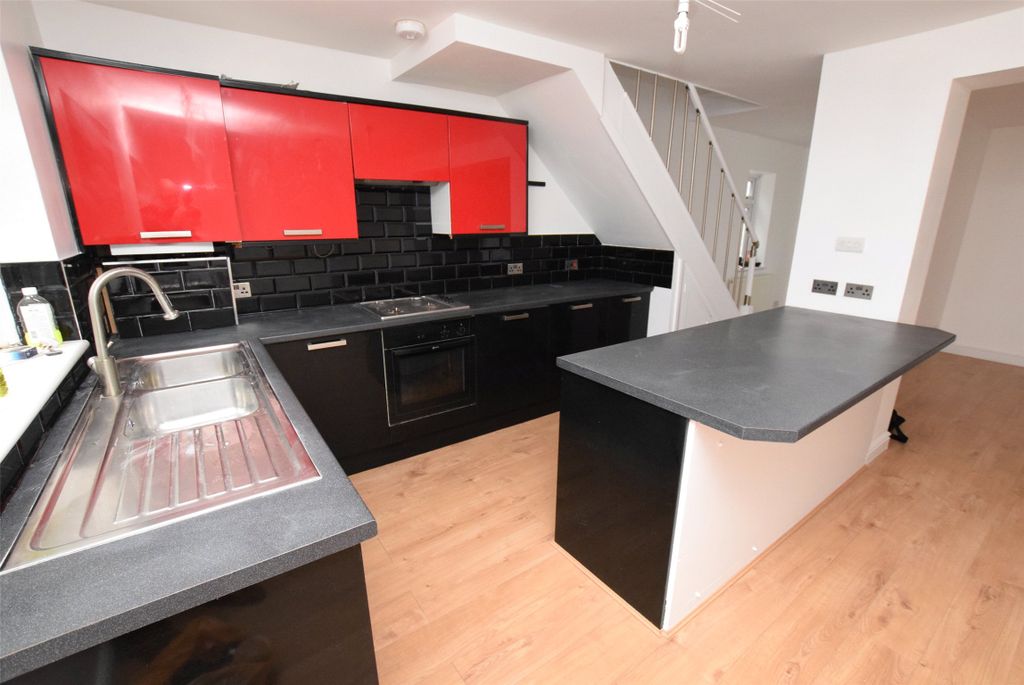 Property photo 2 of 11 Picture No. 10