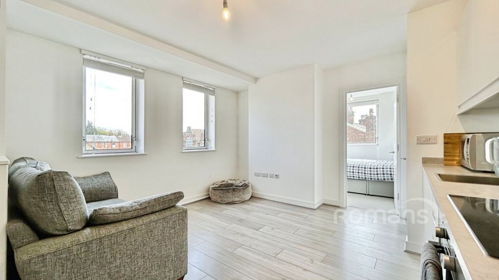 Property photo 3 of 9 Picture No. 05