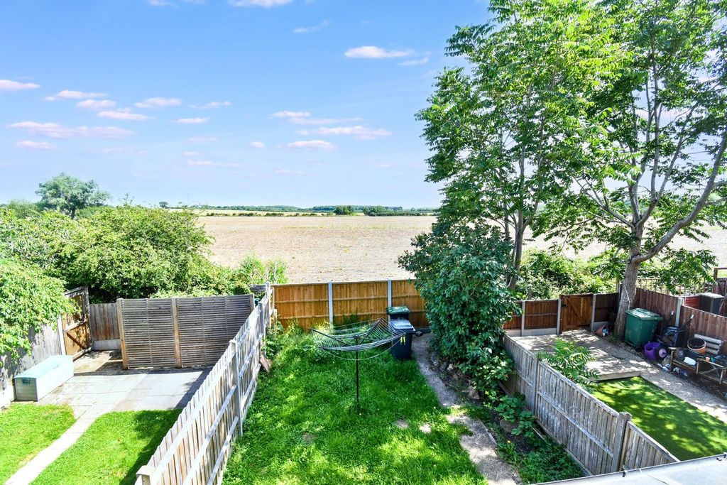 Property photo 3 of 20