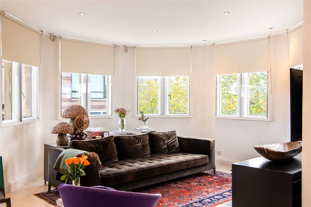 Property photo 2 of 17 Picture No. 70