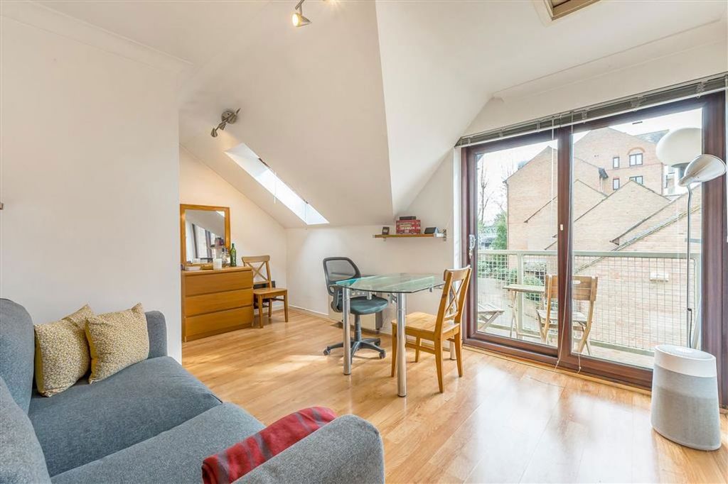 Property photo 2 of 5