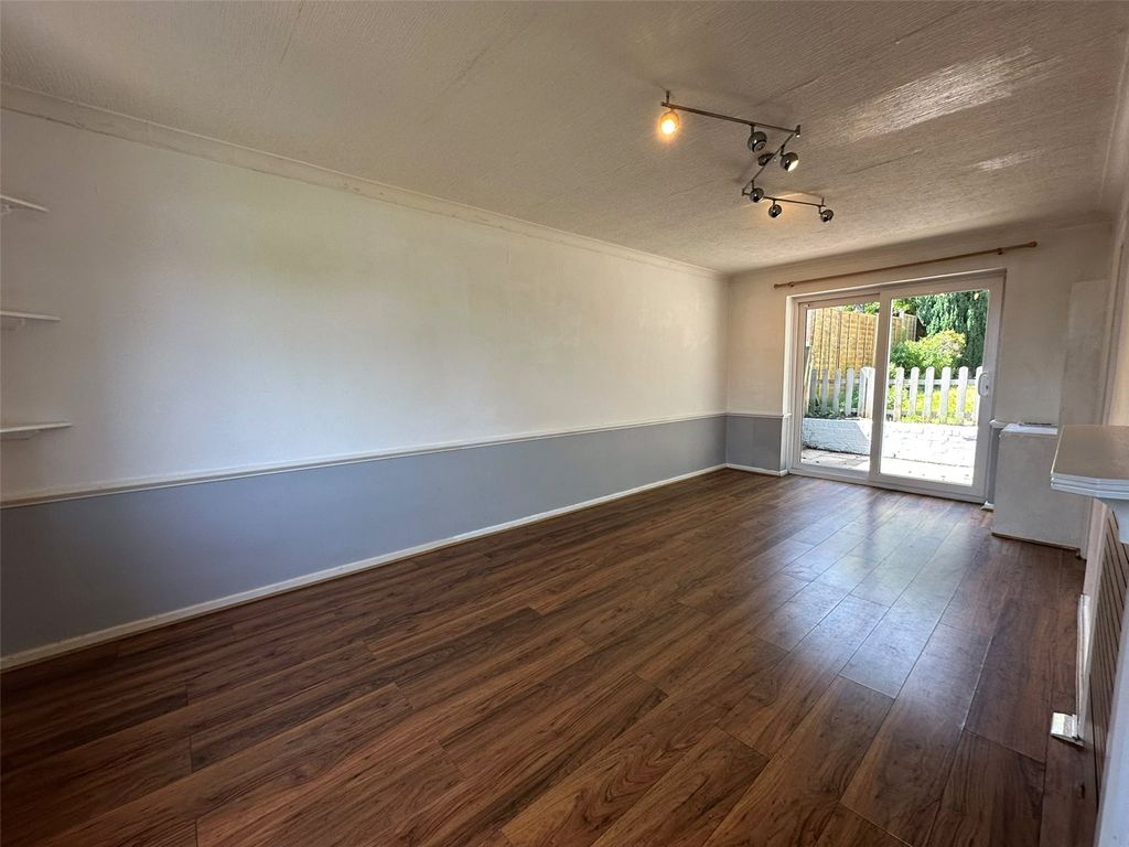 Property photo 2 of 11 Picture No. 22