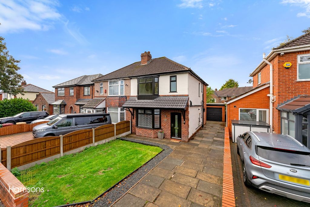 Property photo 2 of 29 5591603