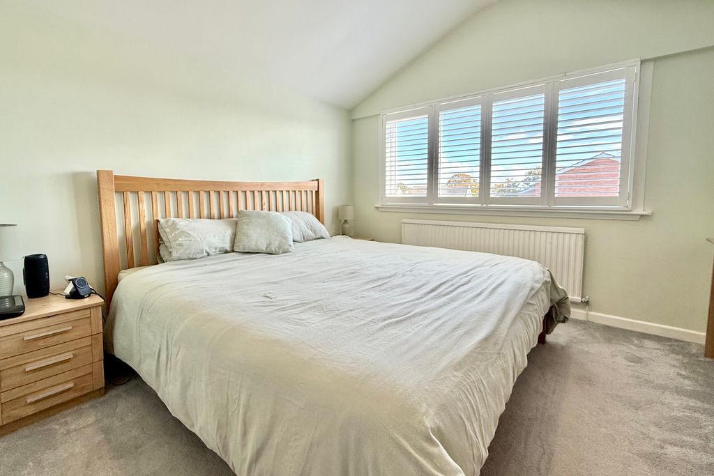 Property photo 3 of 14 Img_0381