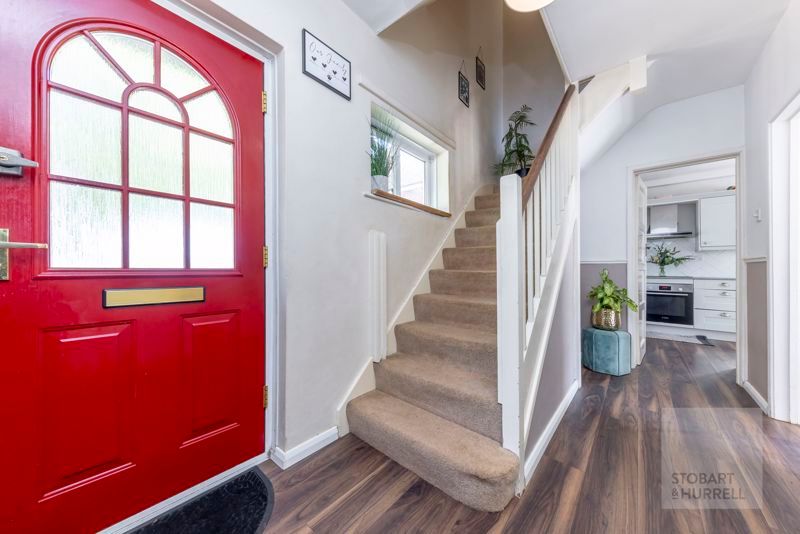 Property photo 3 of 17 Entrance