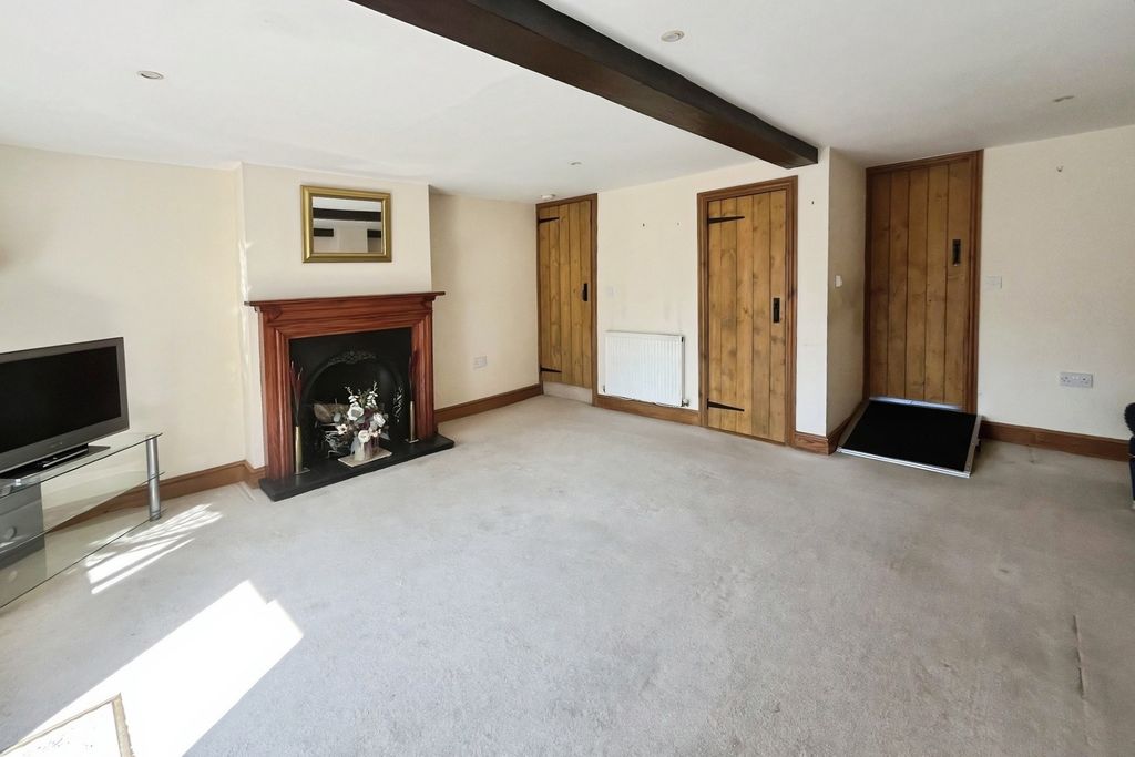 Property photo 3 of 13 Living/Dining Room