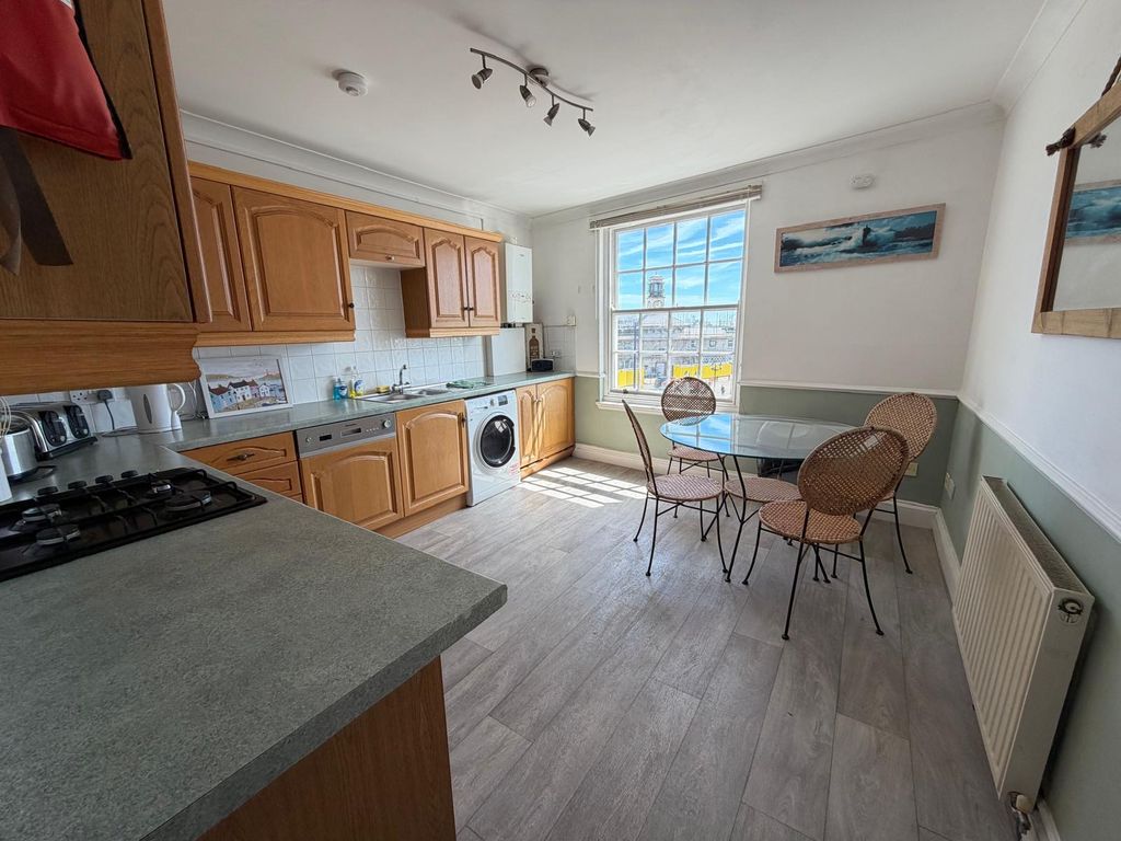 Property photo 3 of 12 E36Fb686-5Da6-444F-B0Ff-3c74cd2F4474