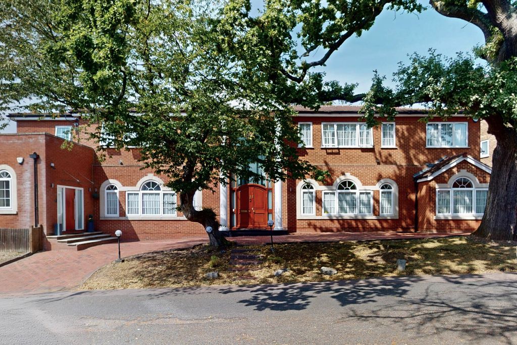 Property photo 1 of 26 Picture No. 77