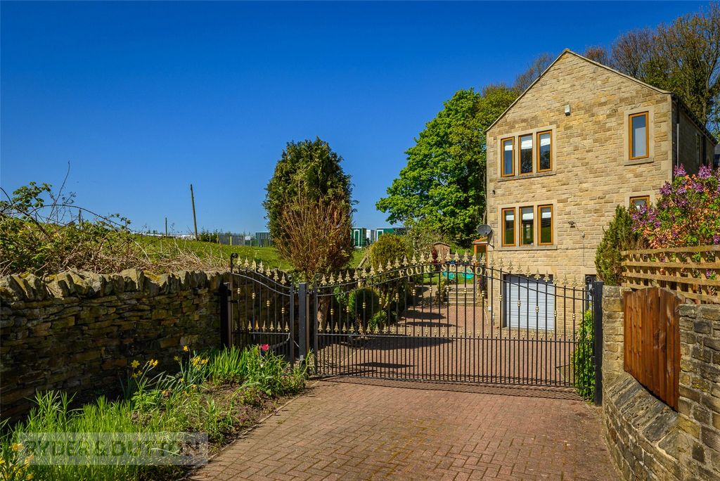 Property photo 1 of 27 Picture No. 33