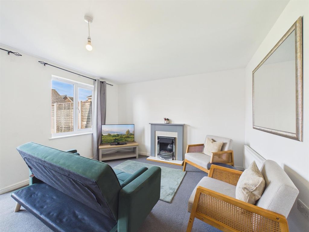 Property photo 3 of 30 Cam02391G0-Pr0201-Still012.Jpg