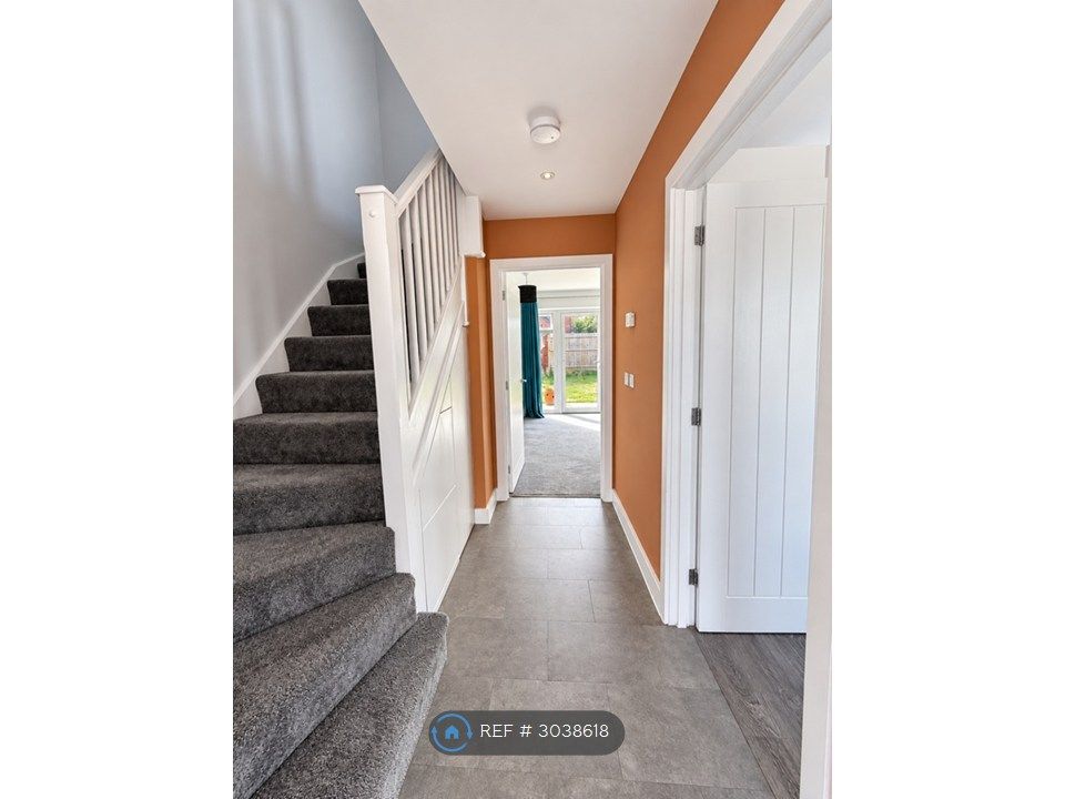 Property photo 3 of 23