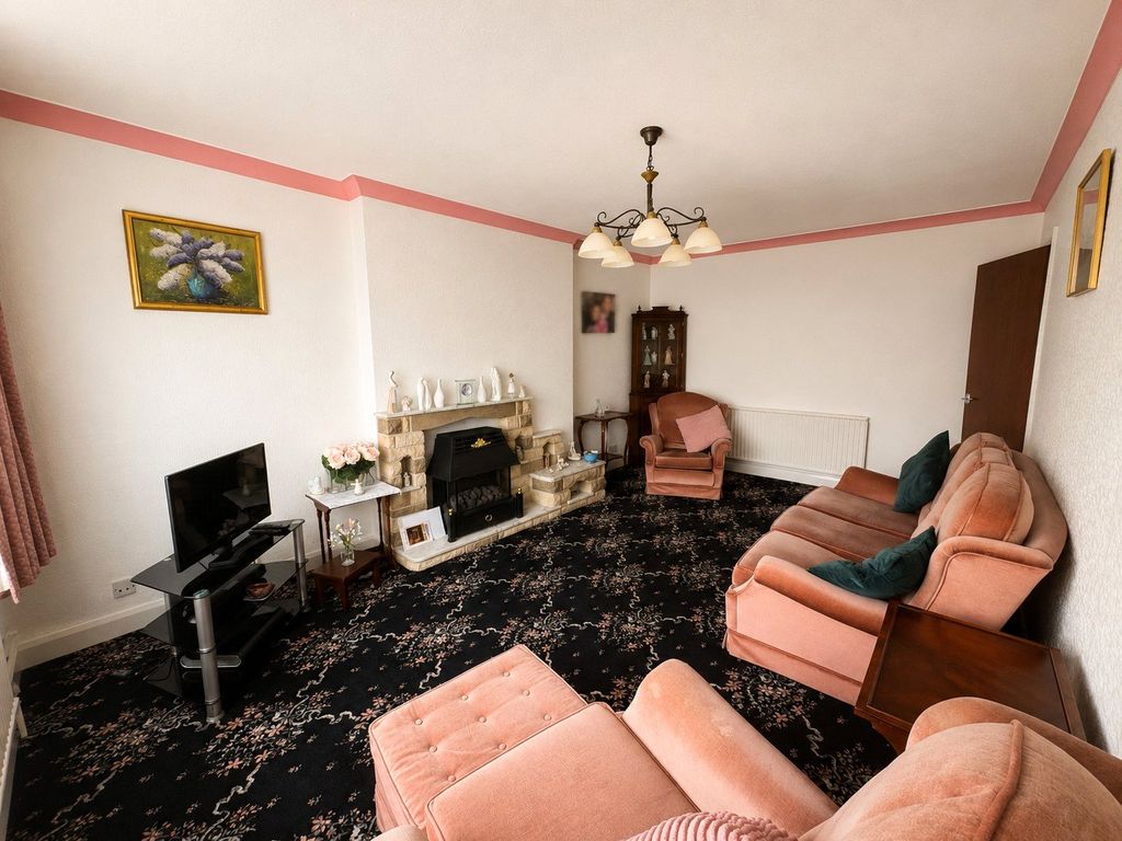Property photo 2 of 13 Picture No. 04