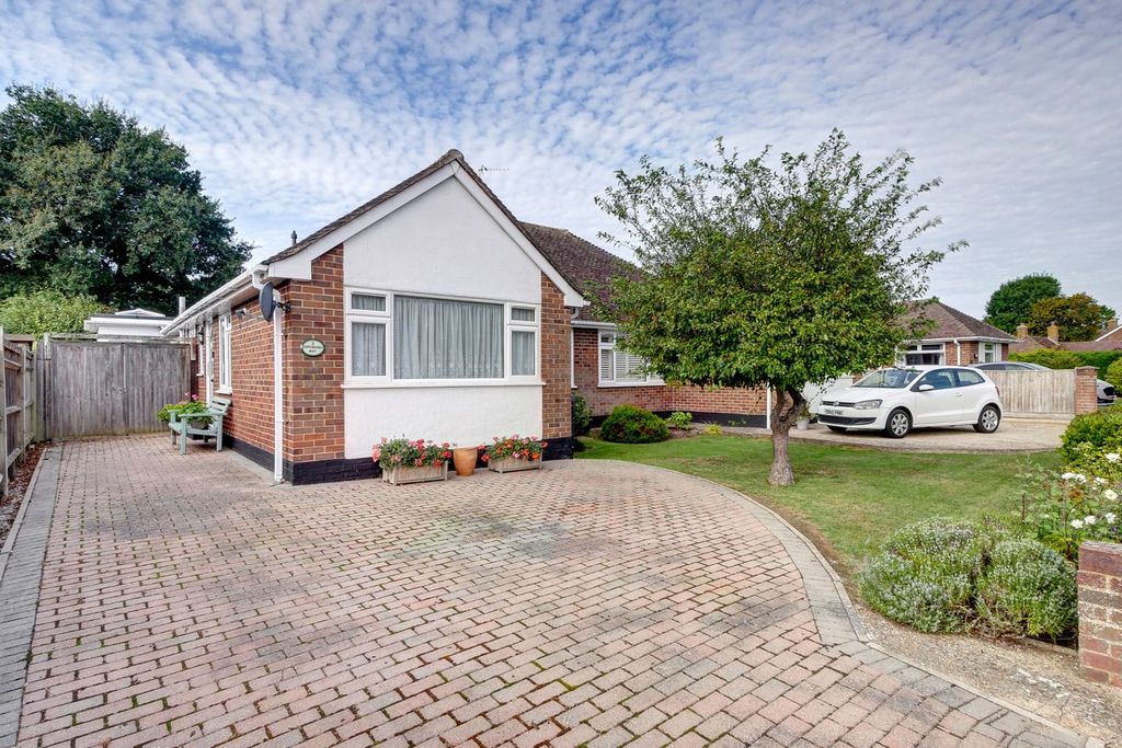 Property photo 1 of 35