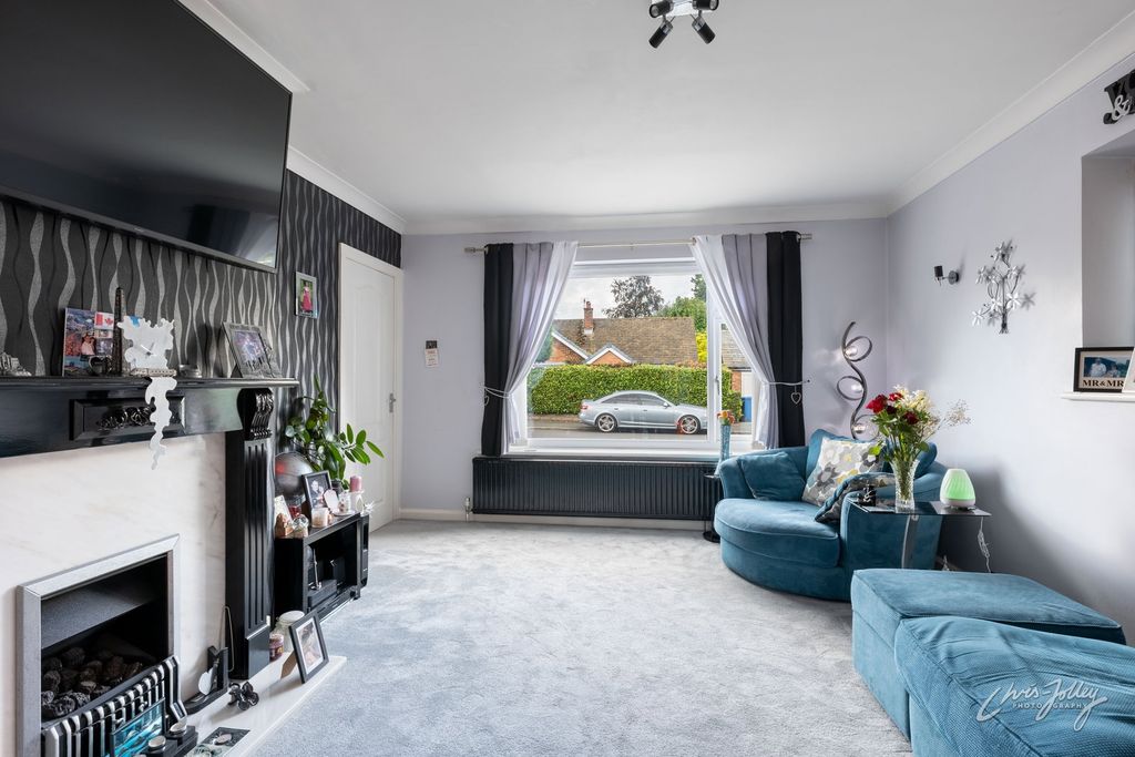 Property photo 3 of 30