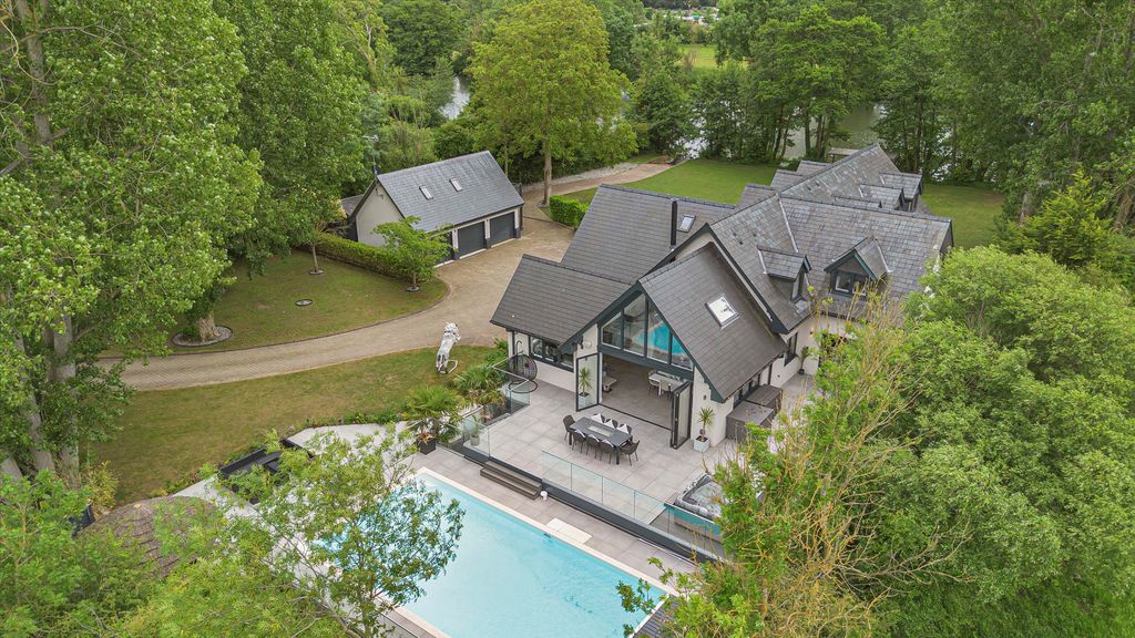 Property photo 1 of 41 Image