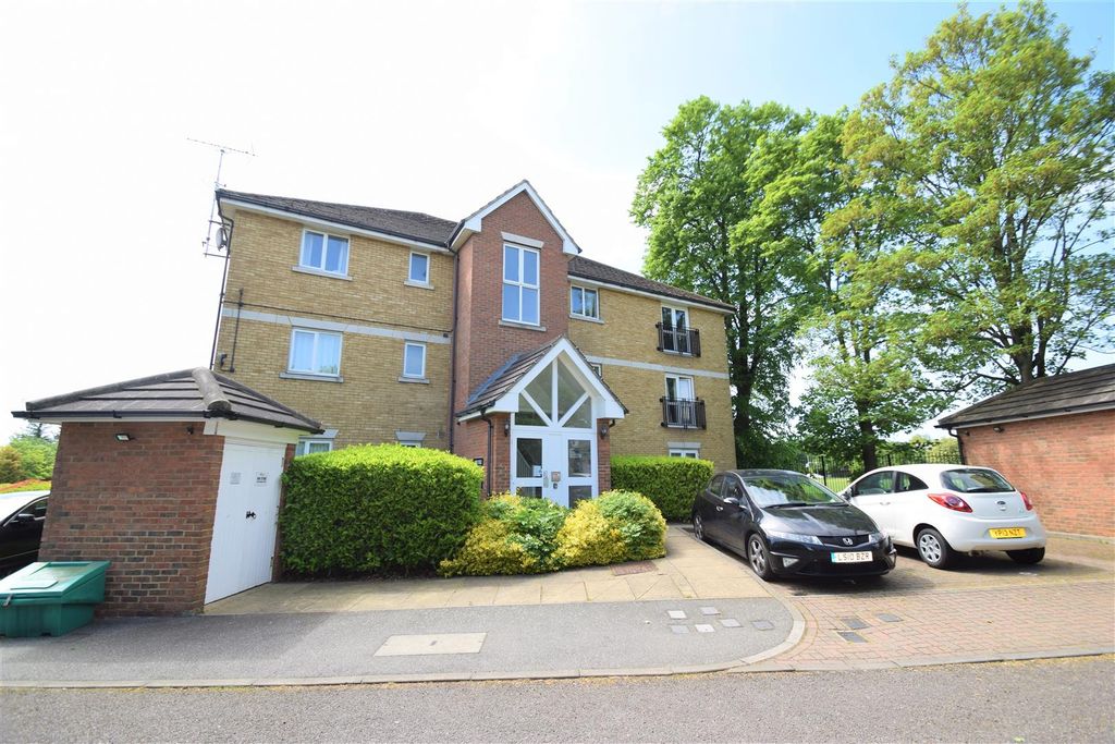 Property photo 1 of 7