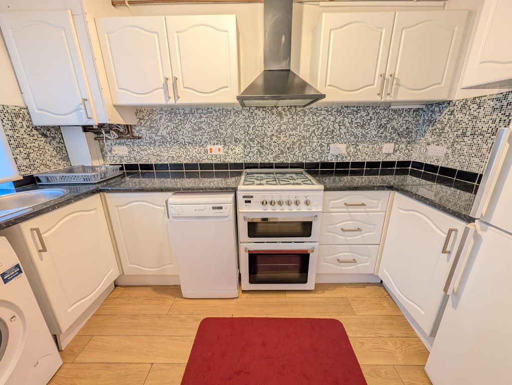 Property photo 2 of 6 Image