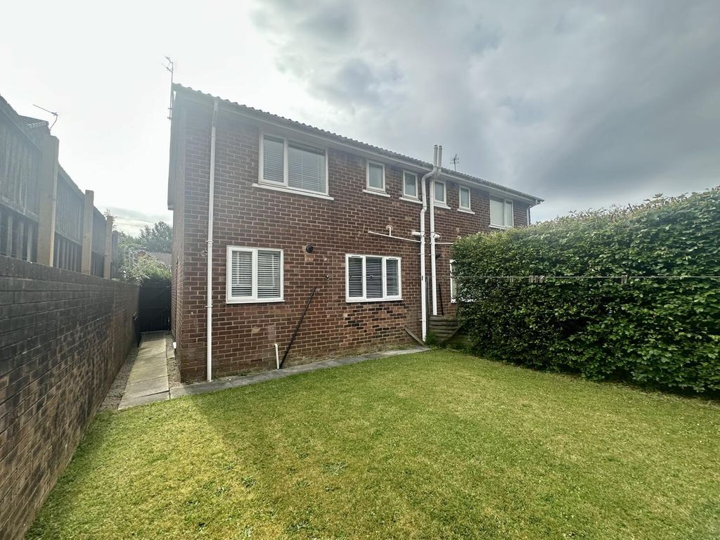 Property photo 1 of 10 Rear Garden