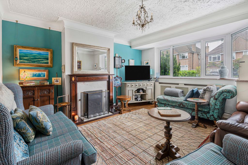 Property photo 2 of 39 2465974