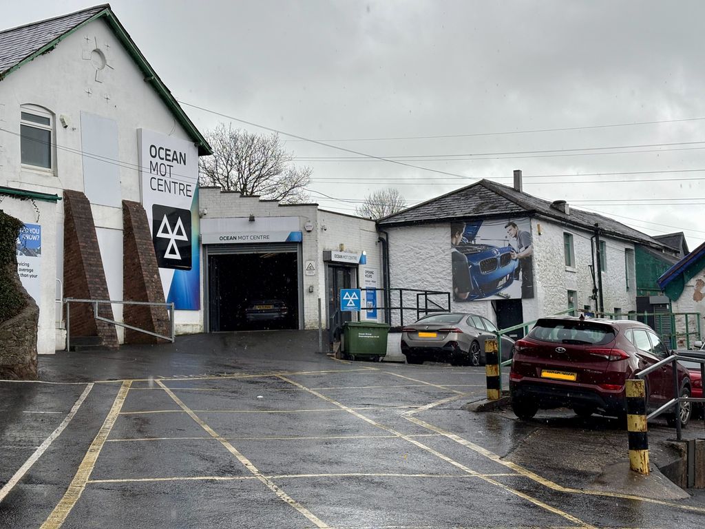 Property photo 2 of 5