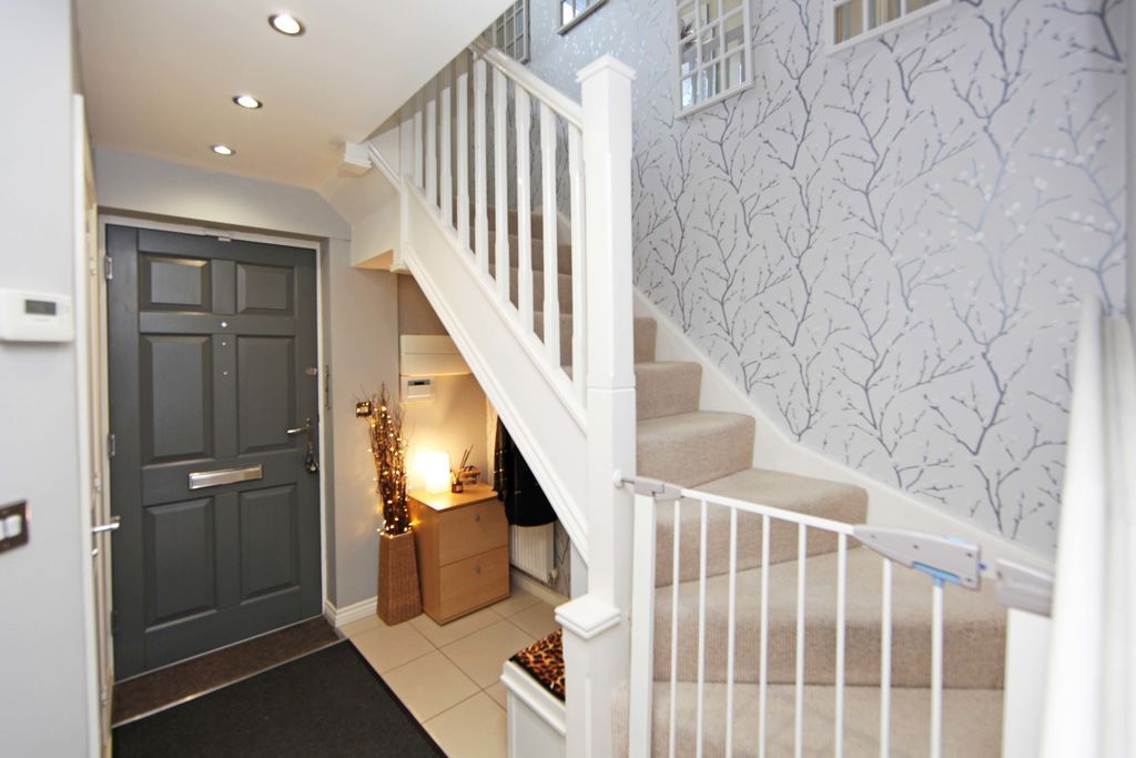 Property photo 3 of 21 Photo 3