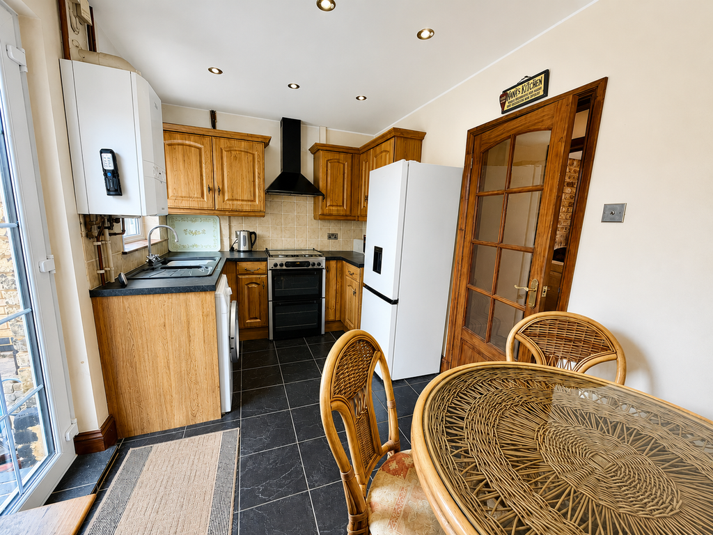 Property photo 3 of 16 0963