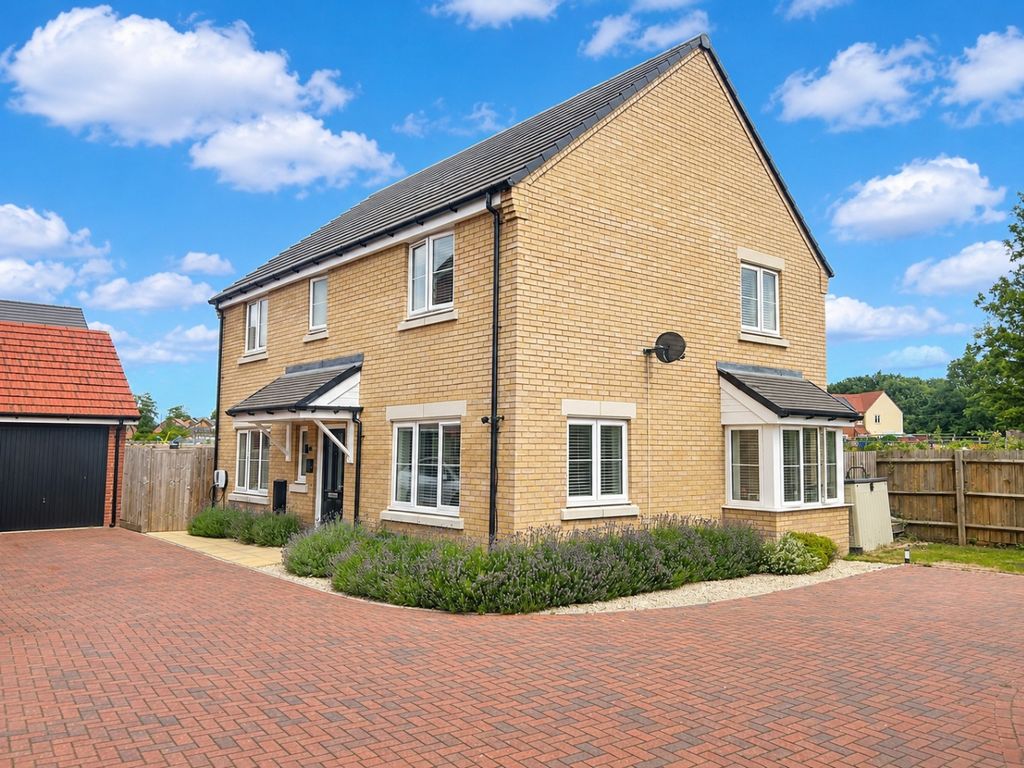 Property photo 1 of 15 5304871