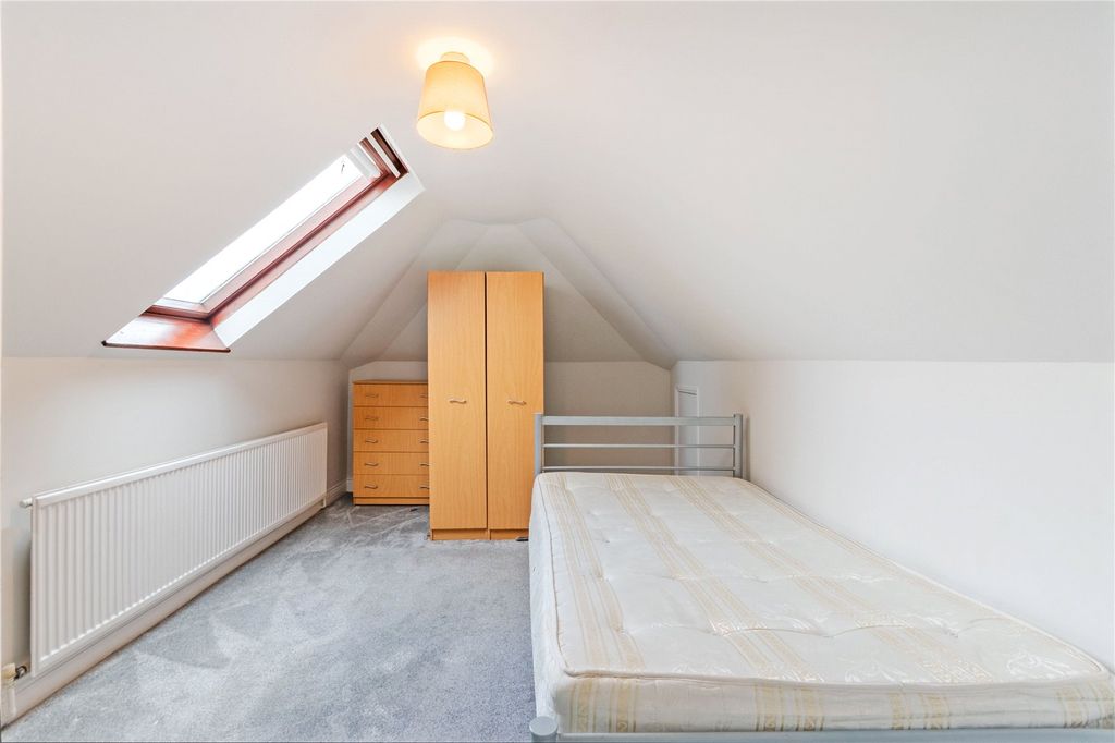 Property photo 3 of 18 Picture No. 31