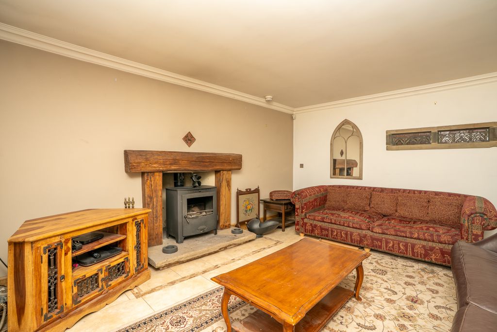 Additional image 7 of 6 bed detached house for saleWild Grove, Pudsey LS28