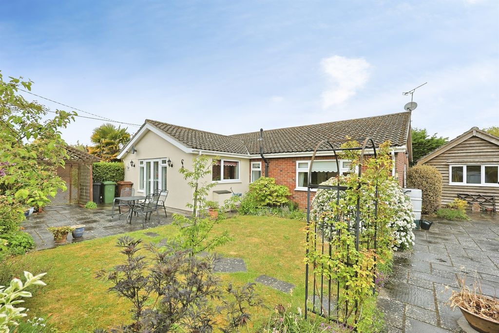 Property photo 2 of 22