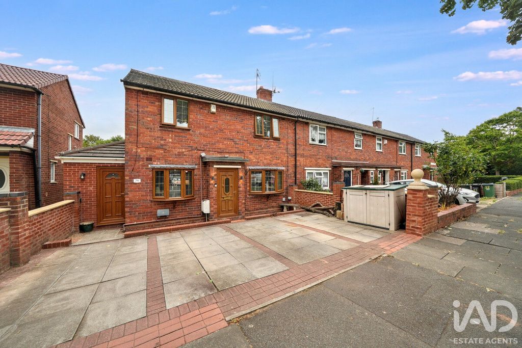 Property photo 1 of 43