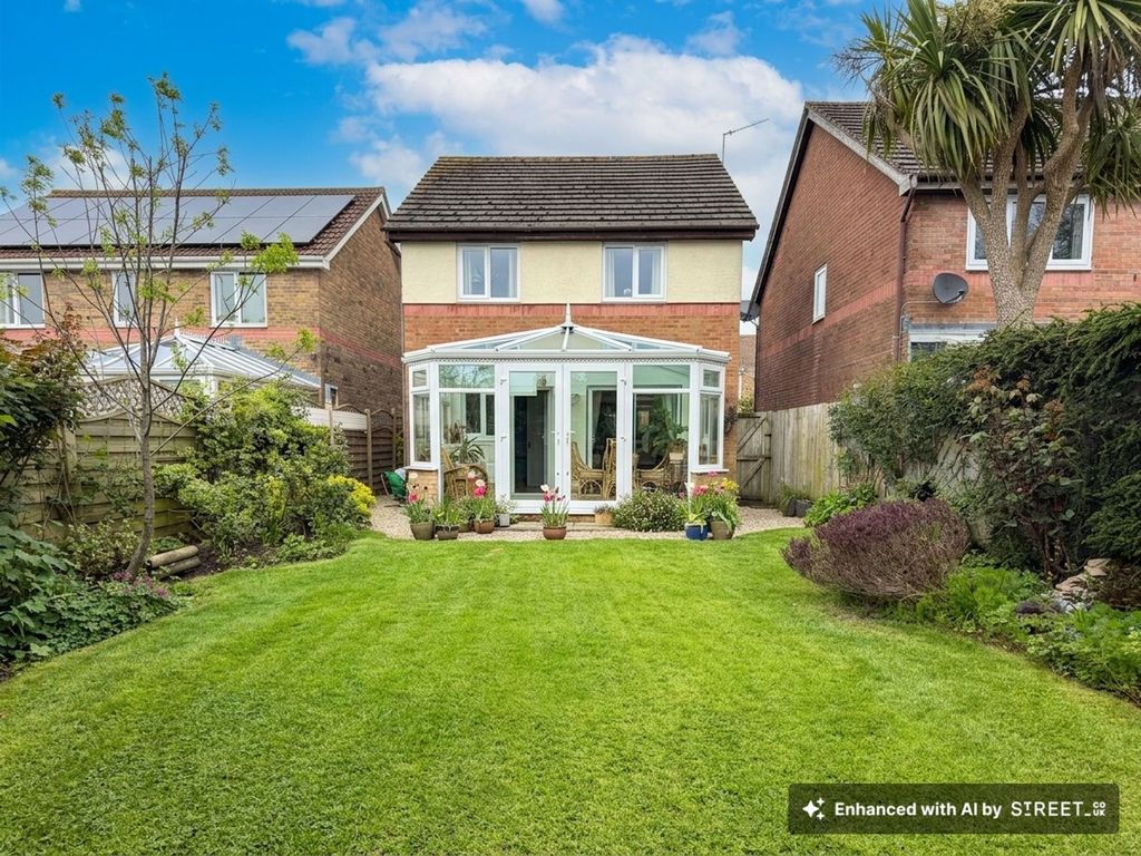 Property photo 1 of 25