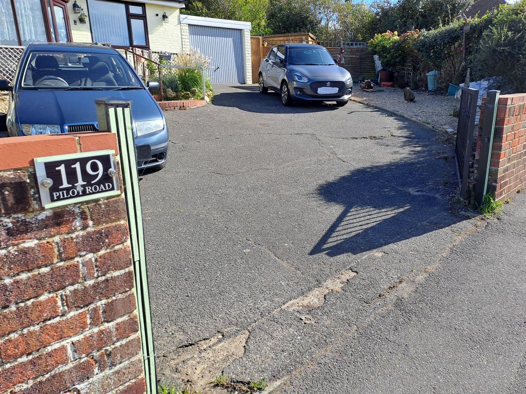 Property photo 2 of 20